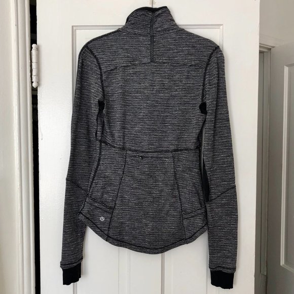 Lululemon Baserunner 1/2 Zip - Picture 10 of 16